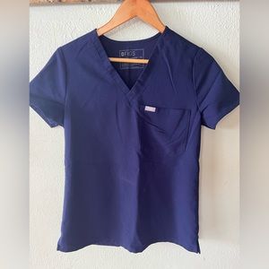 Figs Navy Caterina XS scrub top. Worn once.